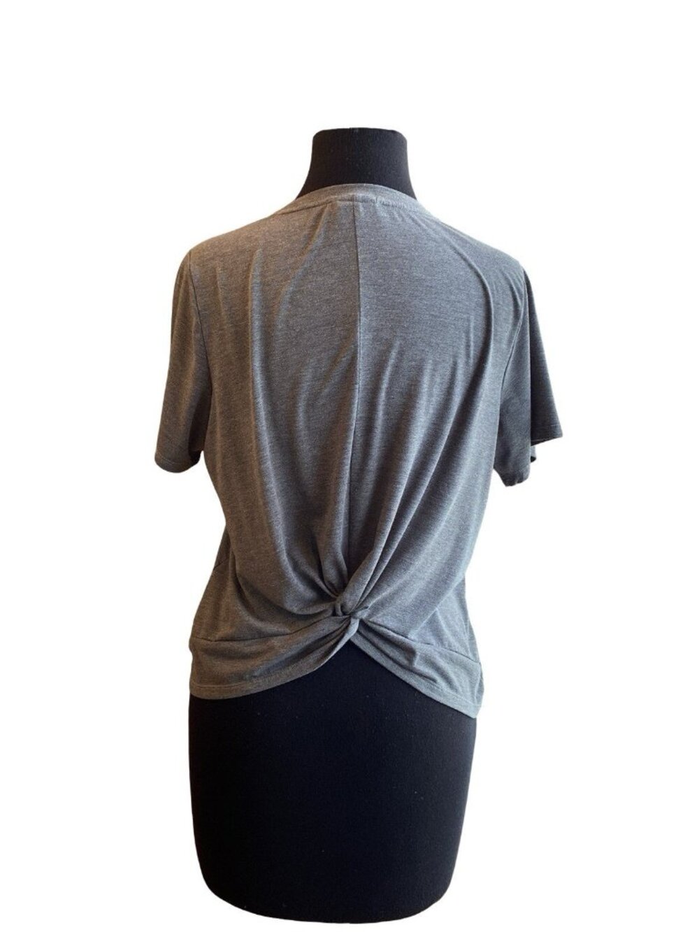 The North Face Twist Back Tee Womens Medium Gray Athleisure Top